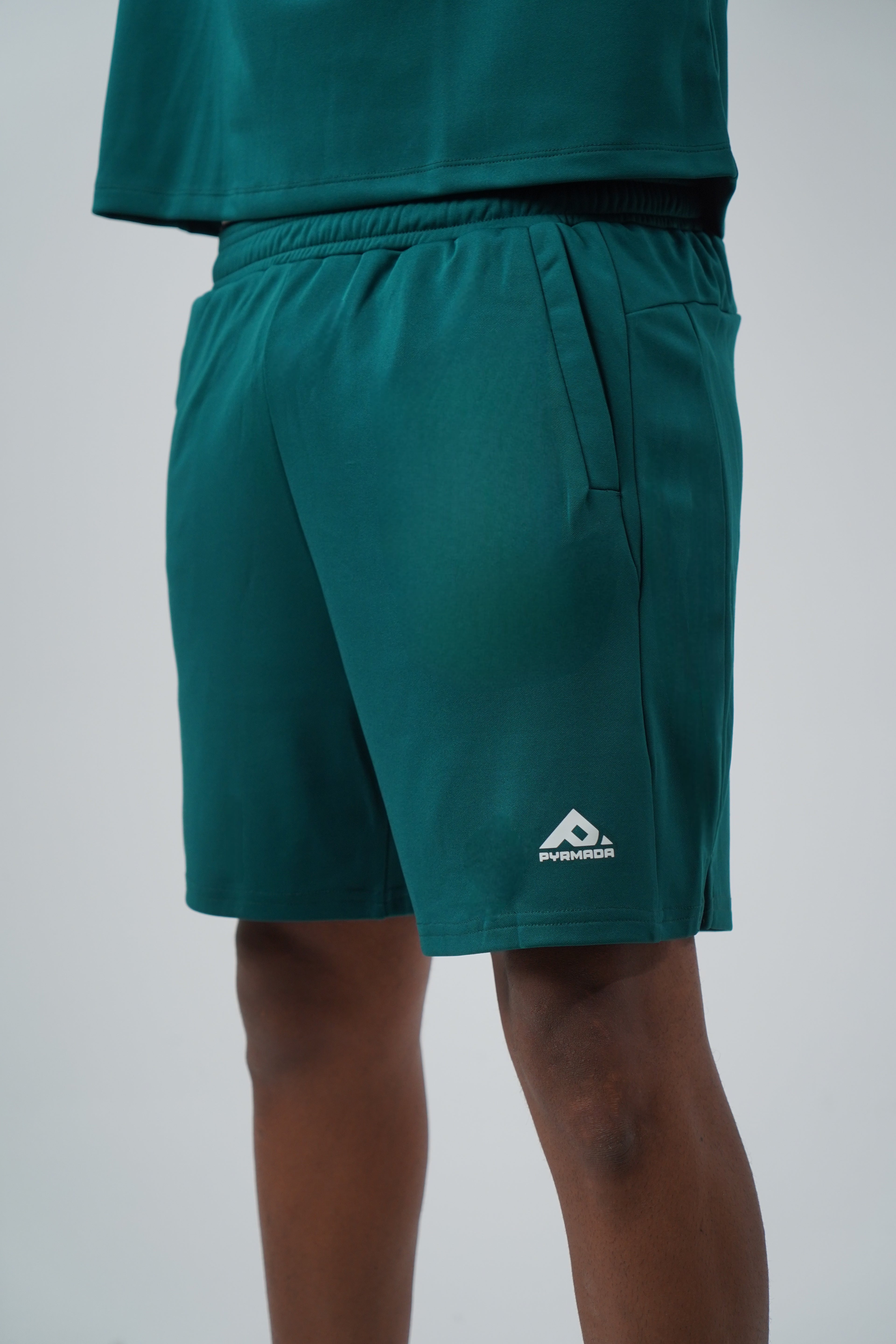 PYRMA SHORT